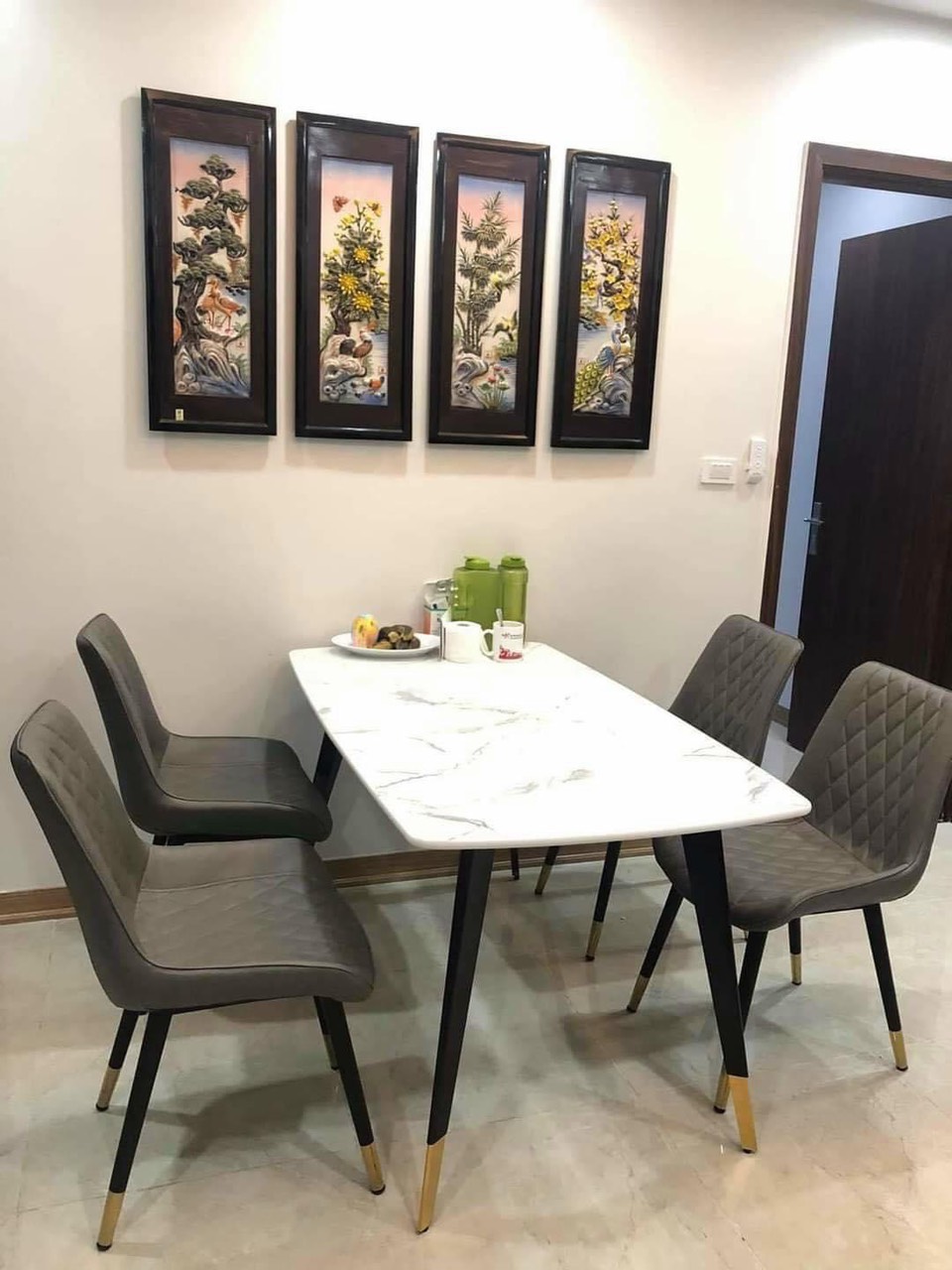 Bộ bàn ăn 4 ghế bàn kích thước dài 1m2